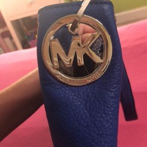 Micheal Kors purse